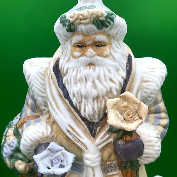 VTG Ceramic Old World Father Christmas Music Box Figurine Flowers Swan Holiday - Picture 8 of 16